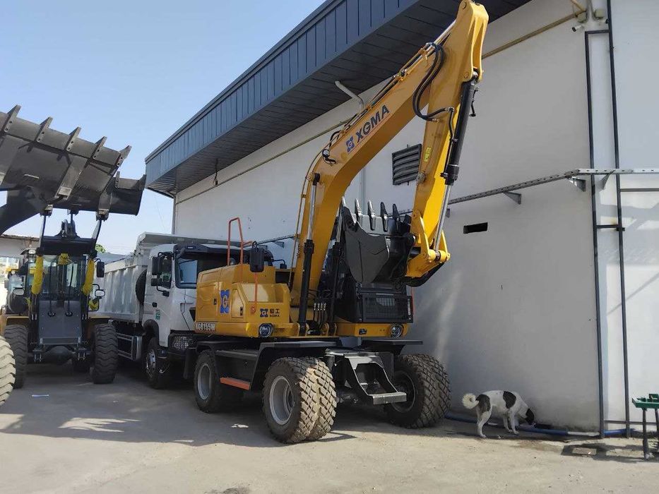 Ғилдиракли экскаватор XGMA XG8155W - 0.65 м/куб