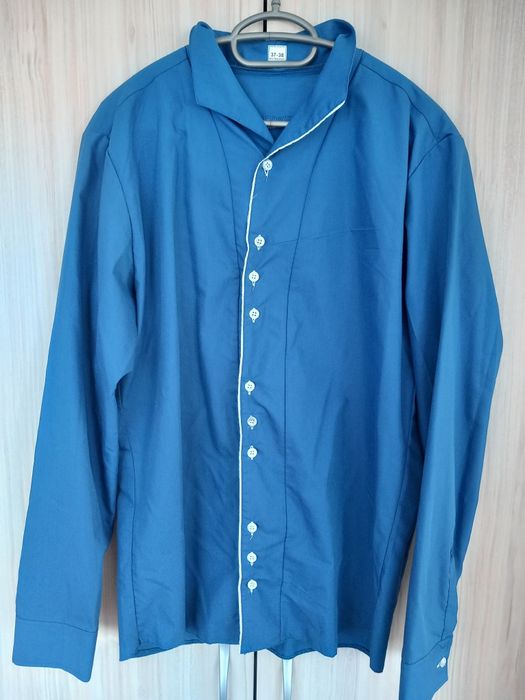 Мъжки ризи, размер 37-38 (М)