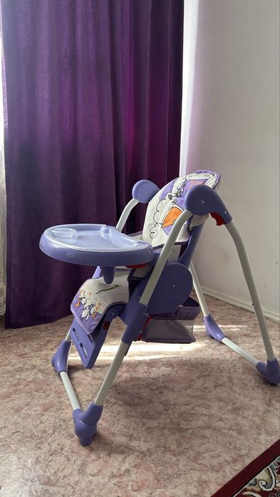 Детский стульчик для кормления