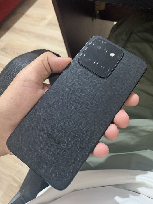 Продам телефон HONOR
