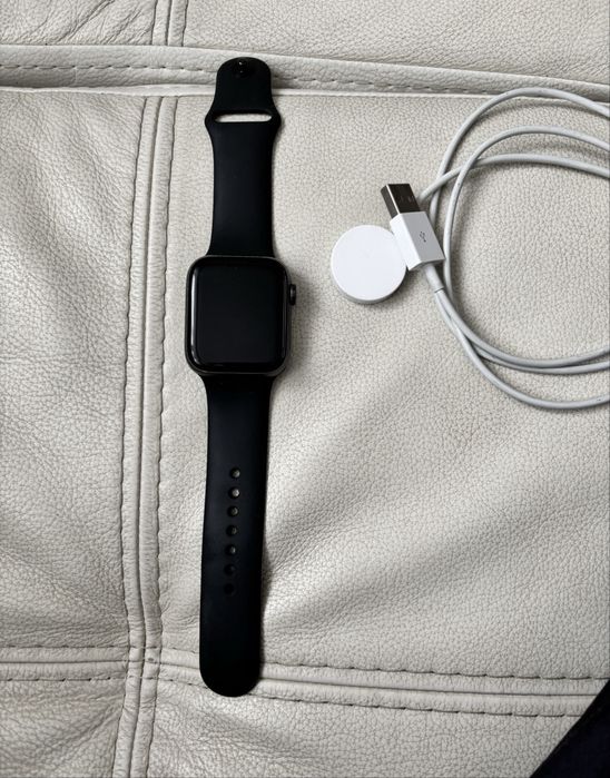 apple watch, серия 5, 44 мм