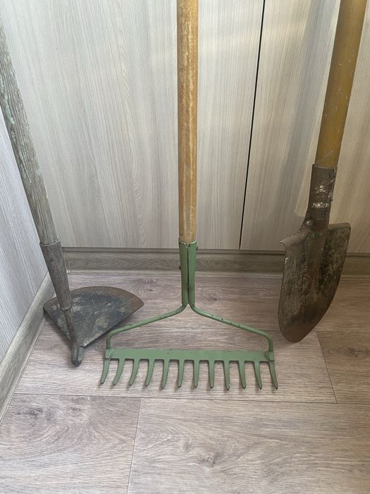 Грабли, лопата, тяпка СССР