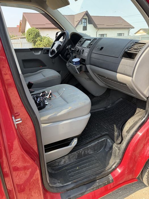 Volkswagen T5 1.9 Diesel Autoutilitara
