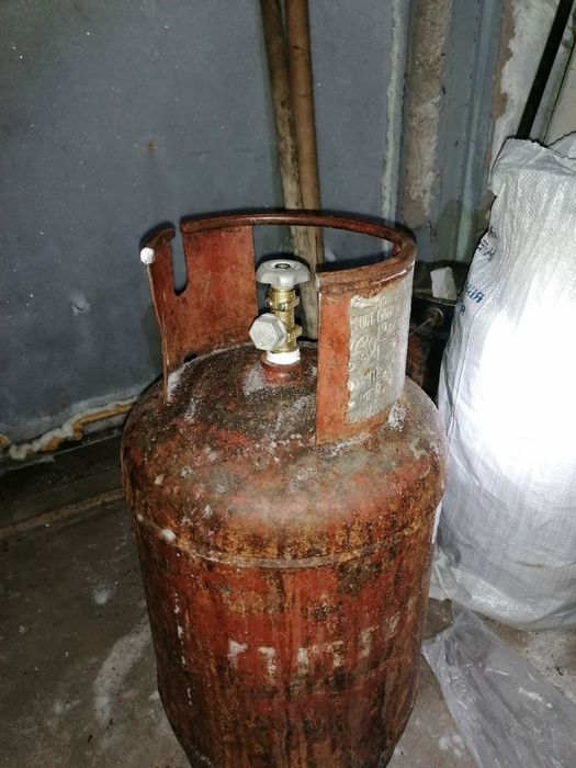 Продам газбаллон