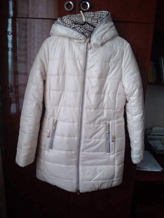 Продам новую куртку