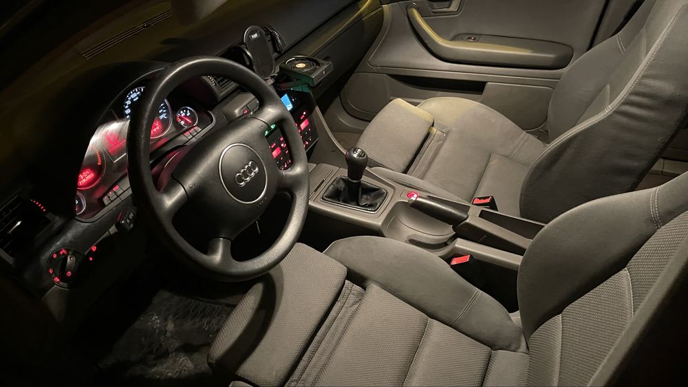 Audi A4 b6 131cp 6trepte