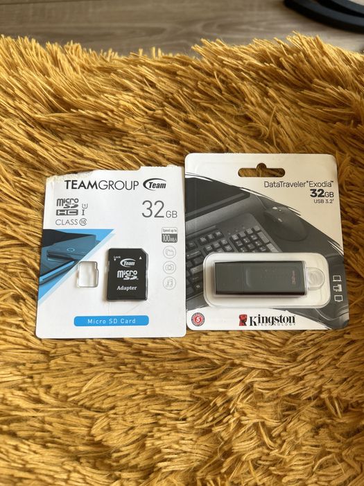 microSD карта, USB флашка и рутер