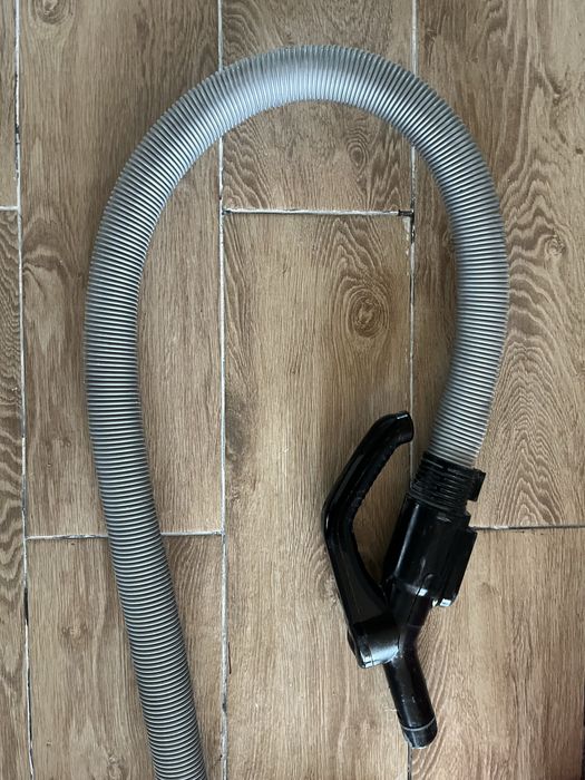 Продам пылесос в отличном рабочем состоянии