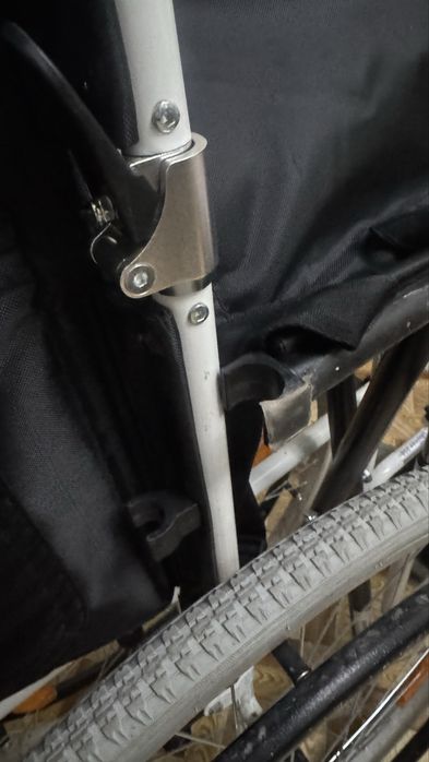 Инвалидная коляска