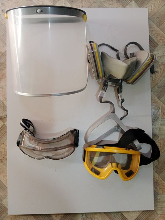 Много Инструменты продаеться