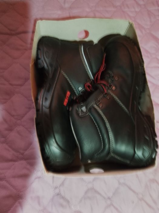 работни обувки Elten 44номер