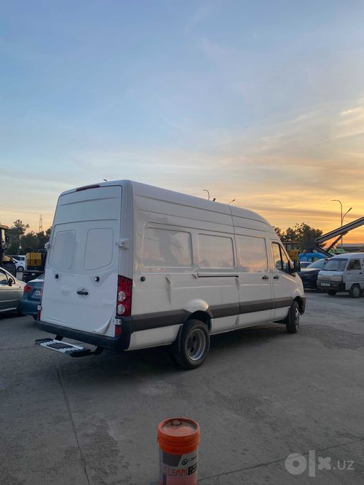 JAC Sunray VAN – Катта ҳажм, юқори қувват ва ишончлилик