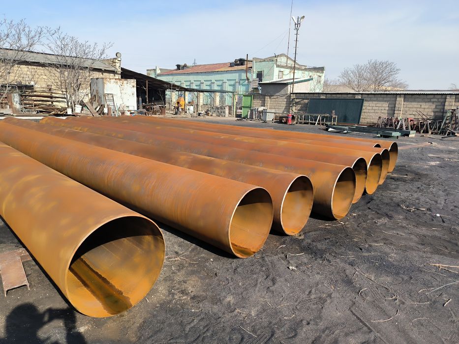 Прямошёвная труба 720дм продам