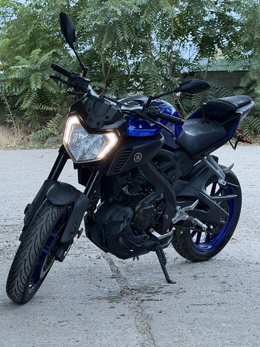 Yamaha mt 125 akrapovic