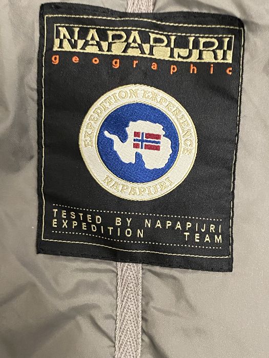 Дамско яке пух NAPAPIJRI