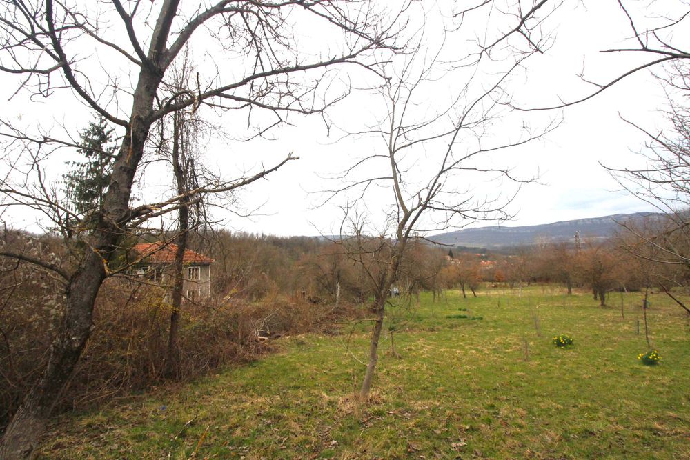 Продава се Къща в с. Враниловци, Област Габрово - 200 кв.м за 90 €/кв.м - Снимка #1