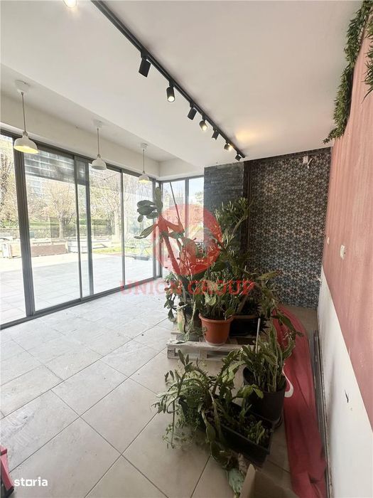 Spatiu Comercial Eforie Nord 160 mp, Situat in Zona Foarte buna, Trafi