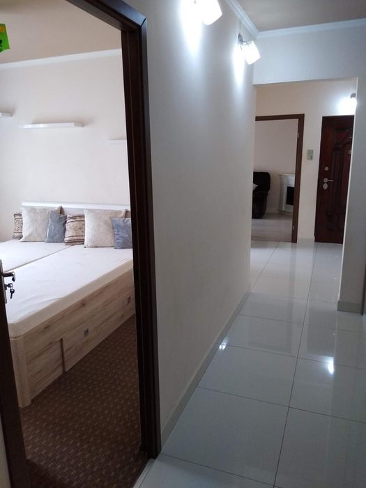 Vand apartament 3 camere B-dul Dacia