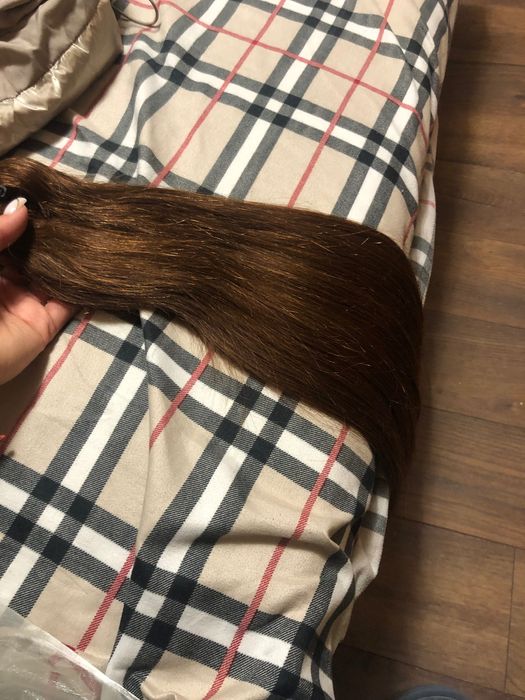 Естествена кафява коса