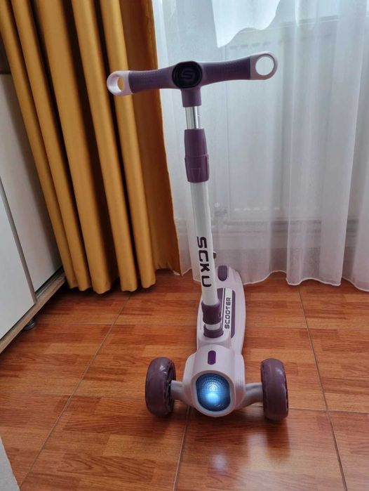 Trotinetă copii Scooter (3-8 ani) – Ca nouă, folosită doar de 2 ori!