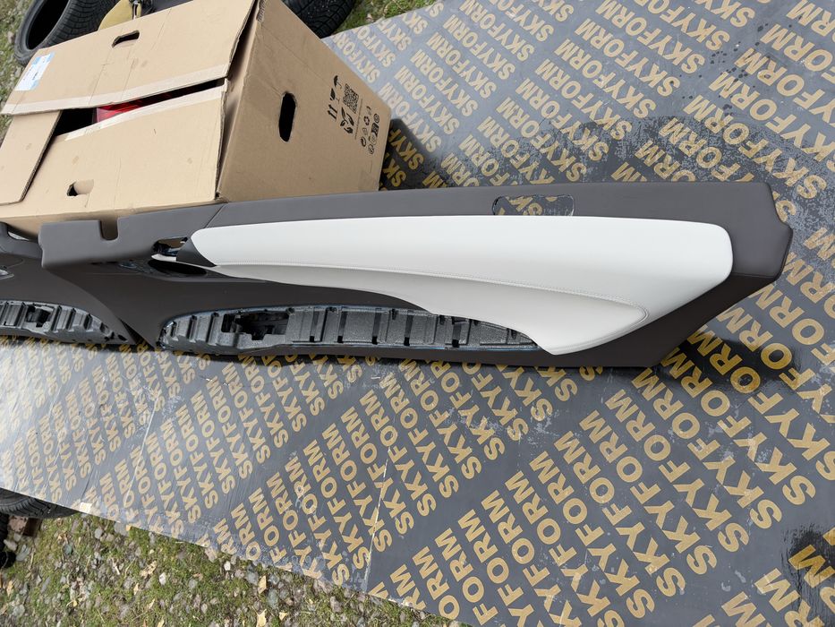 Кора за врата БМВ И8/BMW I8