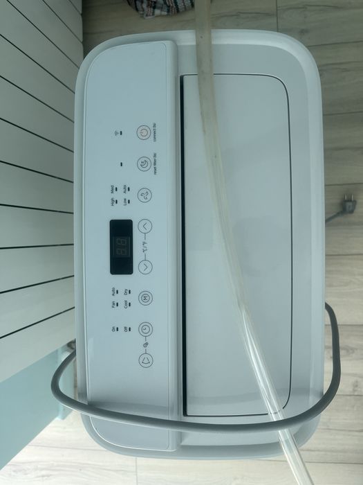 Мобильный кондиционер Midea