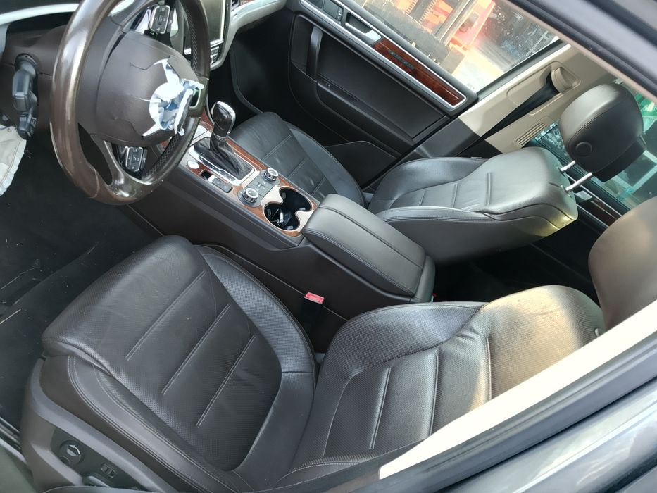 VW Touareg 4.2 TDI V8 , CKD мотор 340 к.с. ,2014 г. 60 броя на части