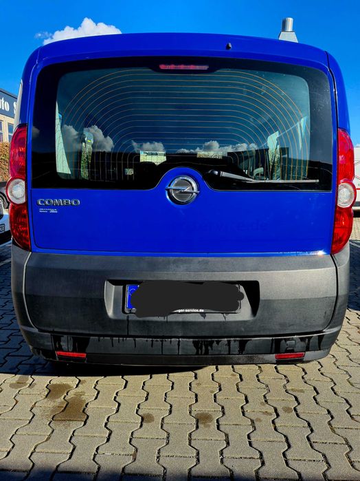 Продавам Opel Combo Euro 6