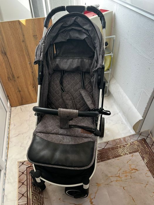 Продам коляску в отличном состоянии