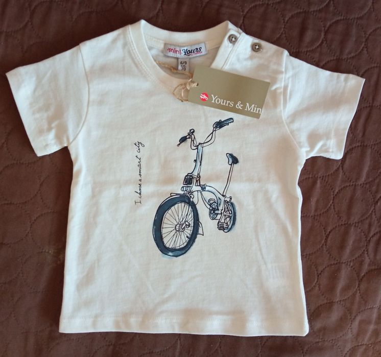 Нови бебешки дрешки