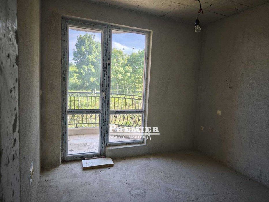 Продава се Двустаен апартамент в к.к. Слънчев бряг - 68 кв.м за 774 €/кв.м - Снимка #1