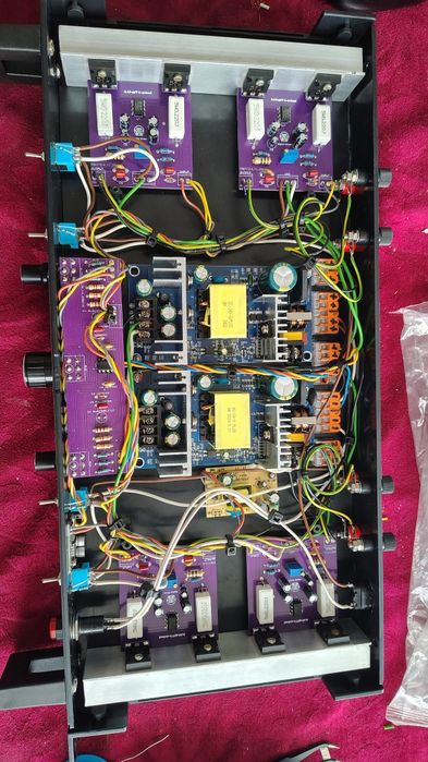 Amplificator 4 canale