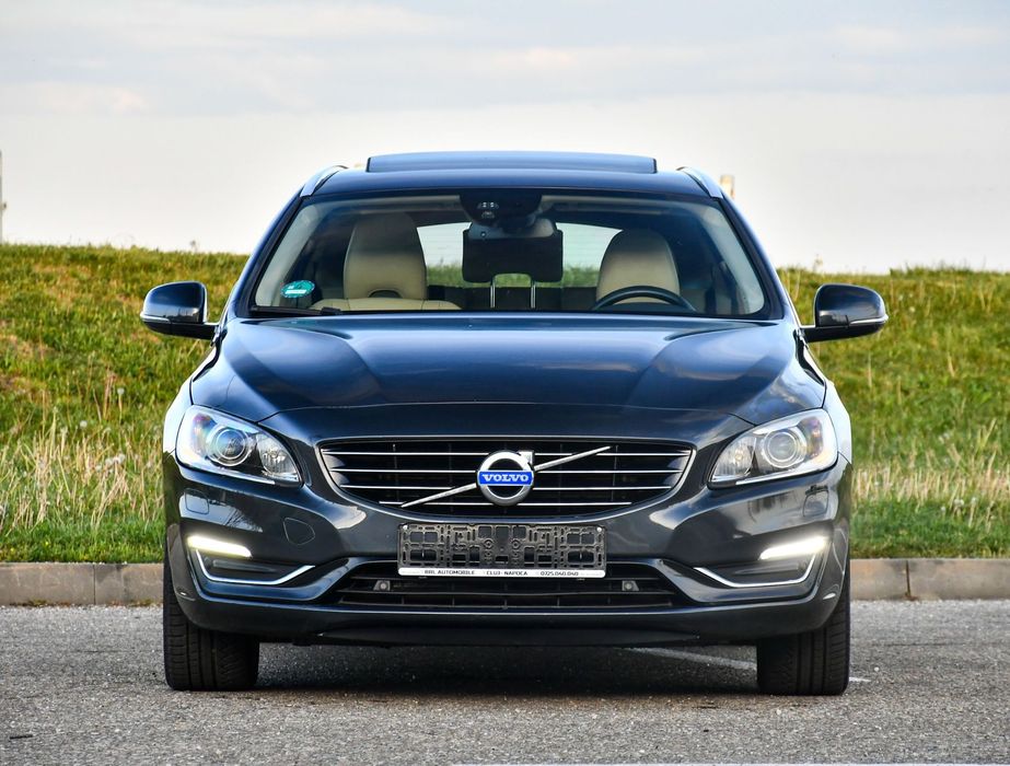 Volvo V60 D6 Awd Trapa Piele Navi Xenon Automat Incalzire