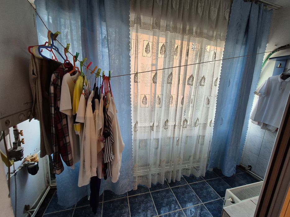 Vand apartament 2 camere central