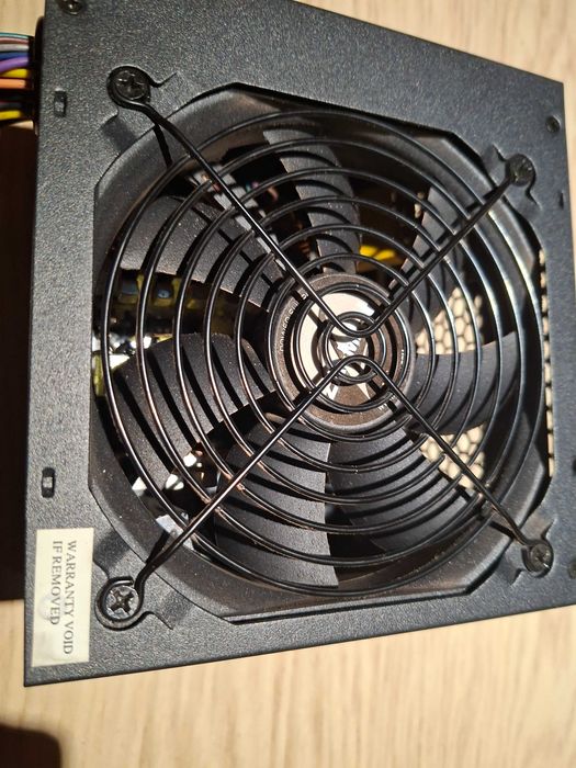 Кутия Zalman Z3 Plus+fans+Power Supplies