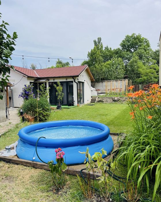 Продавам басейм 305см с помпа