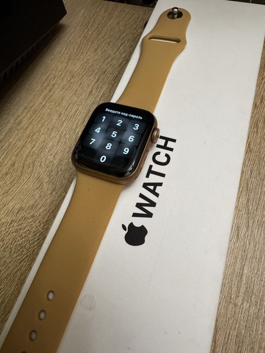 apple watch se 92% аккумулятор