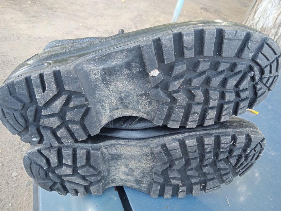 Берцы 40 размер.