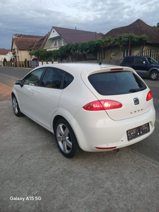 SEAT Leon 2008 — imagine 2