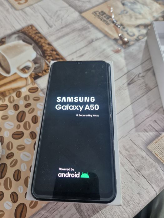 Vnd samsung a50 funcțional ân stare bună