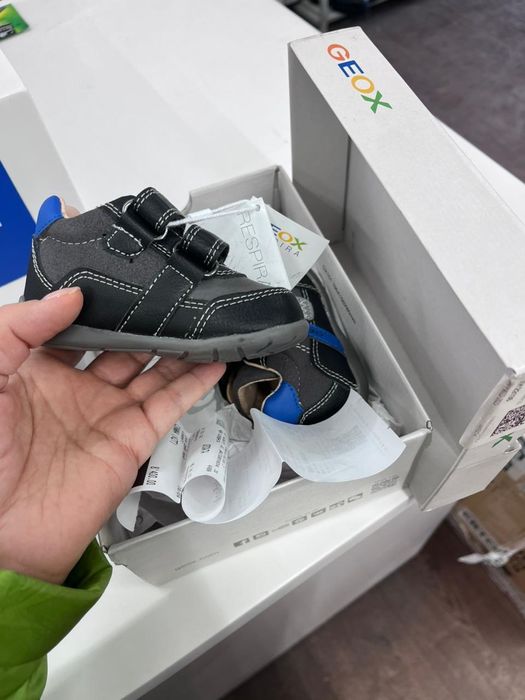 кроссовки Geox 18 размер