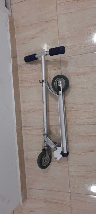 Vând trotinetă aluminiu