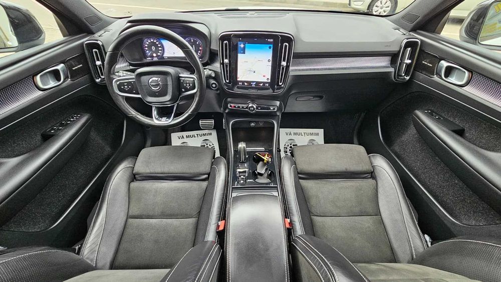 Volvo XC40 2018 R-Design 2.0D4 190cp 4x4 Automat LED PANO Harman TOP