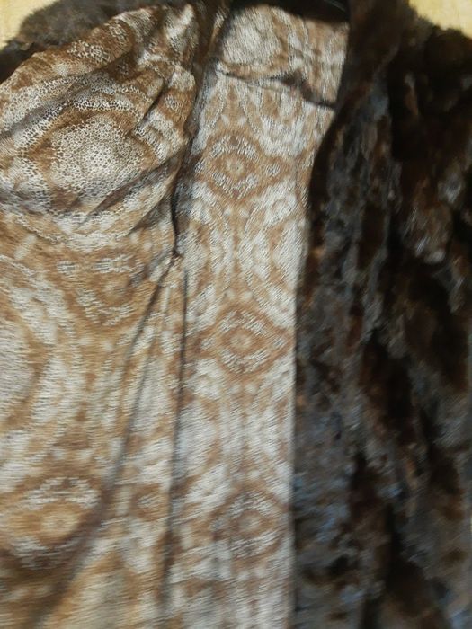 Палто,косъм,късо,леко разкроено,уникално,голяма гръд.обиколка,леко,топ