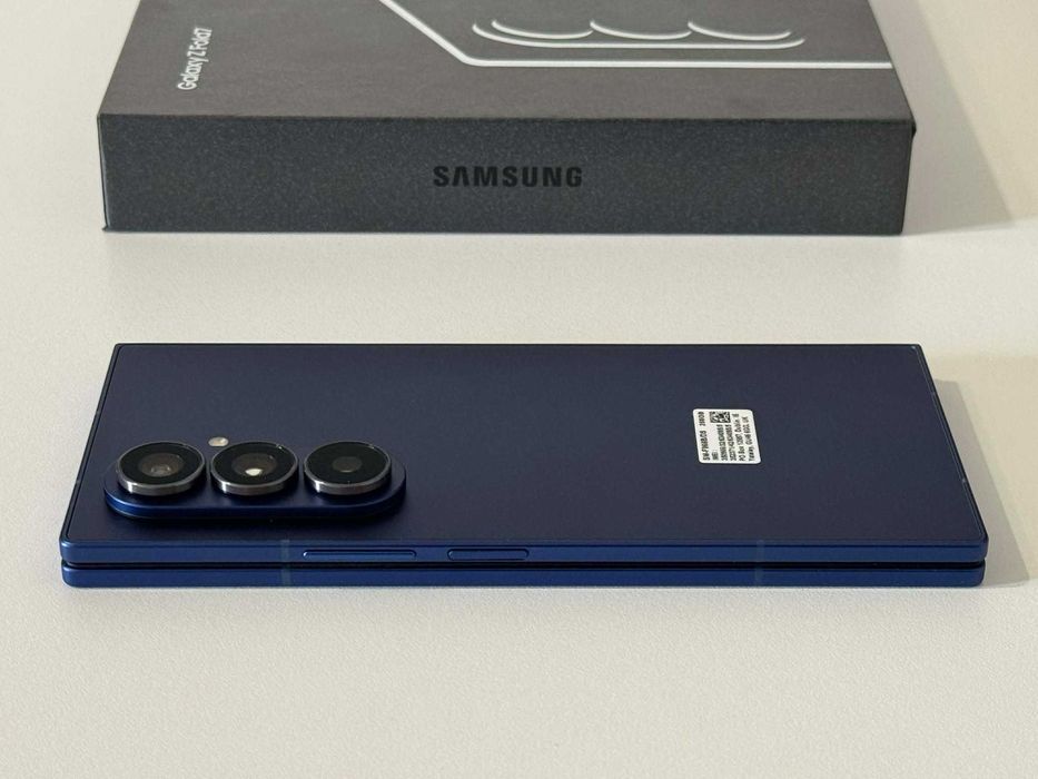 Бартер! НОВ! 24м. Гаранция! Samsung Galaxy Z Fold 7 Blue Shadow (Син) 0 Цикъла