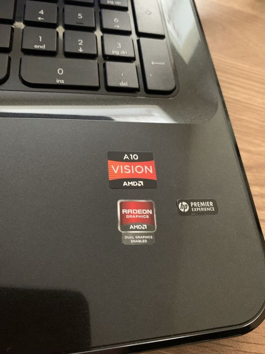 Laptop Hp g7 Display 17,3 led,6gb ram,Windows 10,500gb m cu incarcator