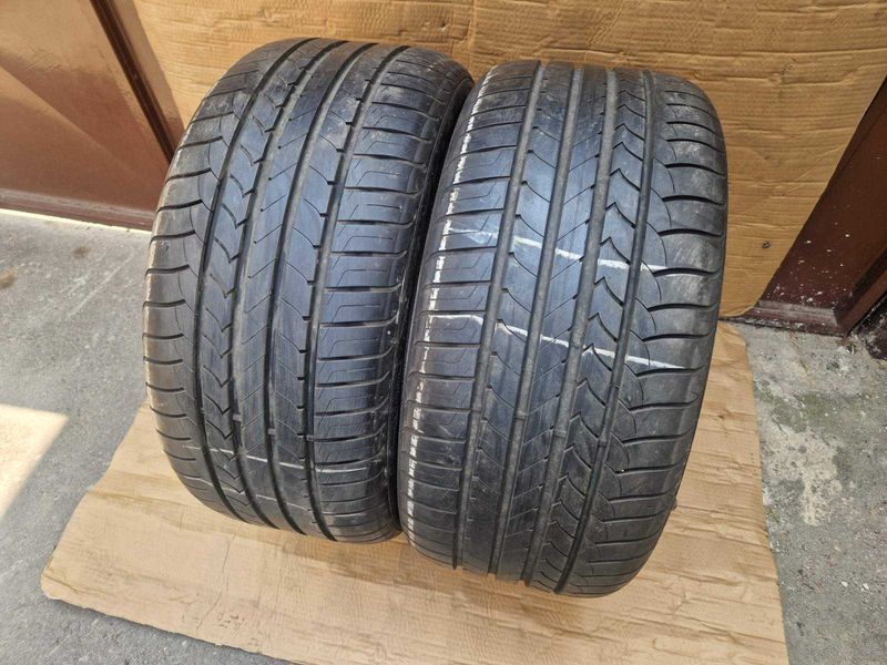 2 Goodyear R19 275/40
летни гуми Runflat 
DOT3817