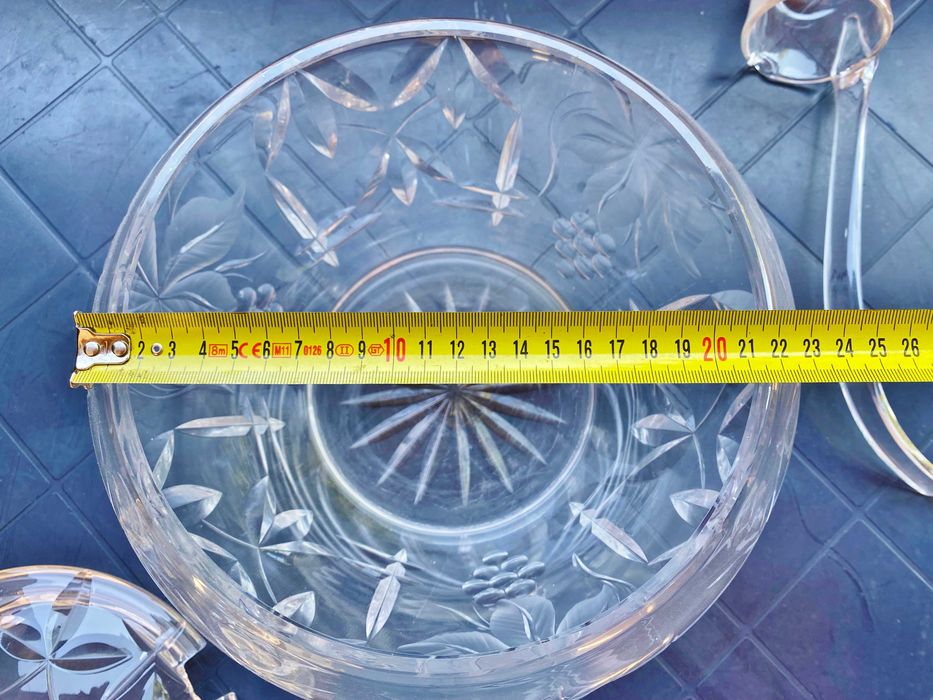 Нов Масивен Голям Кристален съд и Комплект Кристални чаши за Боле/Пунш