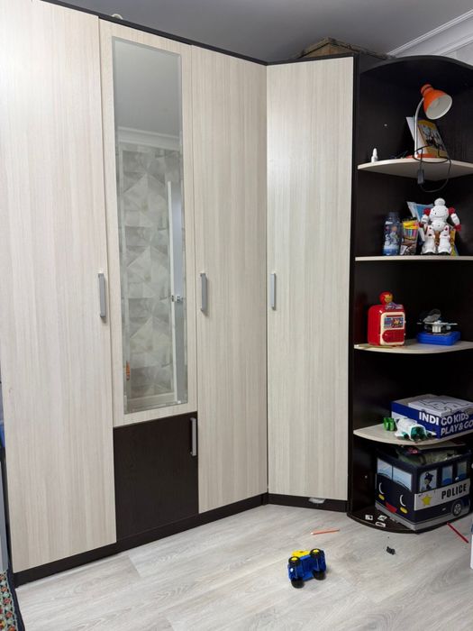 Продам шкаф 4 дверный за 35 тыс тг