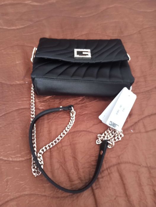 Guess Оригинална черна дамска чанта супер луксозна от Guess